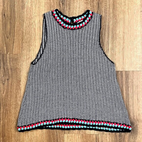 THML Sleeveless Sweater Tank Crochet Neckline Sz XS - Picture 1 of 12